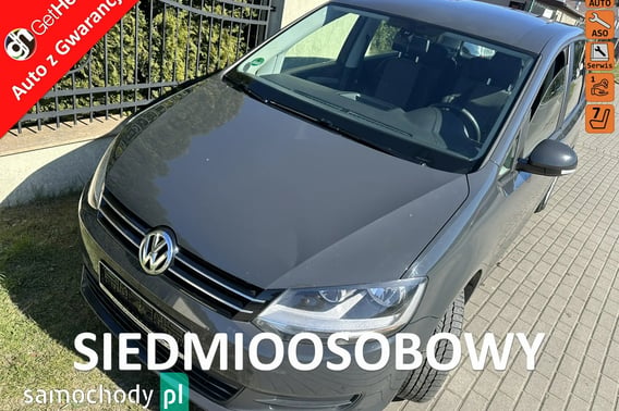 Volkswagen Sharan Minivan 2011