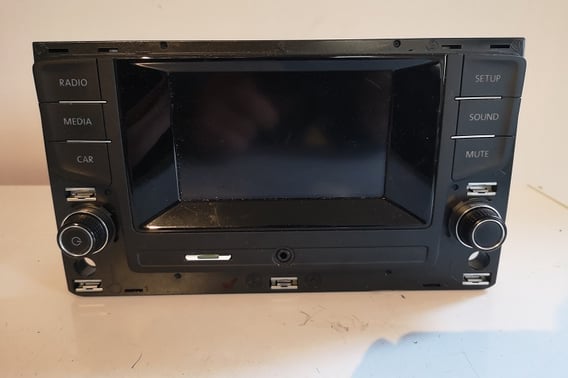 VW GOLF VII RADIO FABRYCZNE 5G0035885