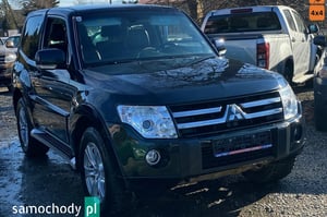 Mitsubishi Pajero Terenowy 2011