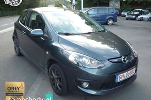 Mazda 2 Crossover 2009