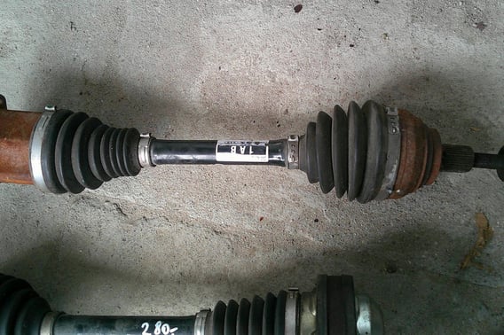 VW PASSAT CC 2,0TDI PÓŁOS LEWA 3AA407271A