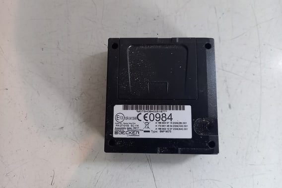 MERCEDES W166 MODUŁ NAVI BECKER A1669005715