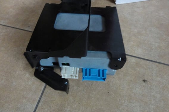 BMW E90 E91 MODUŁ TUNER 6985342
