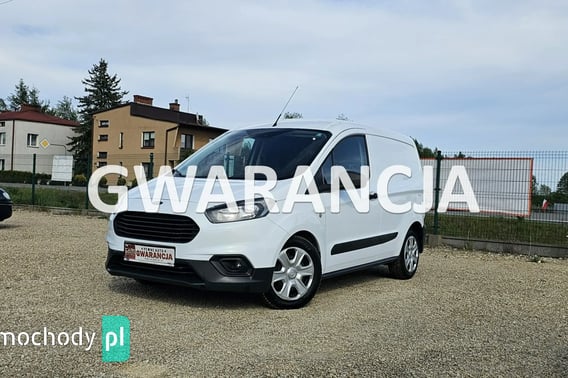Ford Transit Courier Furgon 2022