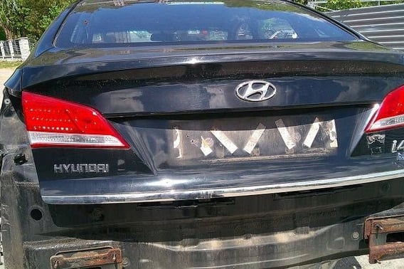HYUNDAI i40 SEDAN KLAPA BAGAŻNIKA TYŁ NKA