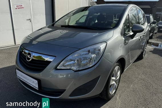 Opel Meriva Hatchback 2011