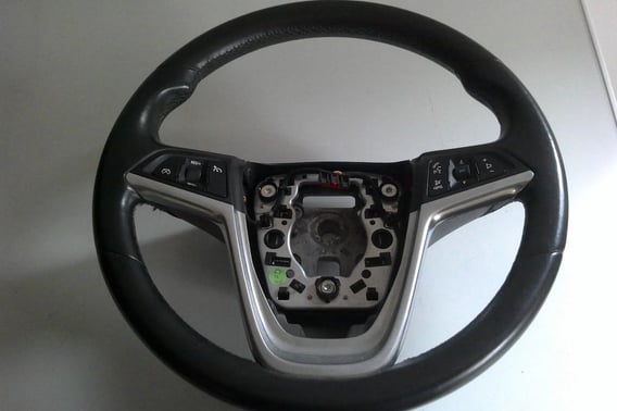 OPEL INSIGNIA KIEROWNICA MULTIFUNKCYJNA 13306885