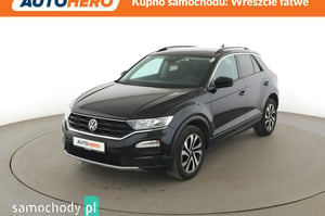 Volkswagen T-Roc SUV 2021