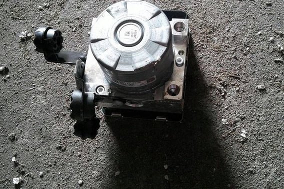 RANGE ROVER EVOQUE POMPA ABS K8D2-14F447-AR