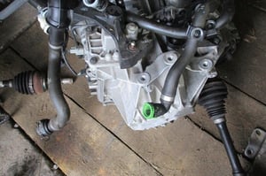 VOLVO V40 II LIFT 2,0B SKRZYNIA BIEGÓW GU1R7002HEB