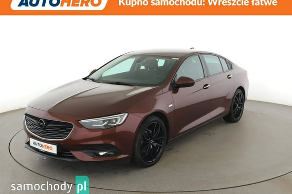 Opel Insignia SUV 2017