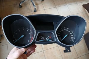 FORD KUGA MK2 LICZNIK DV4T-10849-JLA EU.