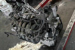 VW GOLF V PLUS 1,6FSI SILNIK BLF KOMPLETNY