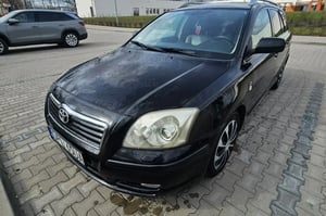 Toyota Avensis Kombi 2004