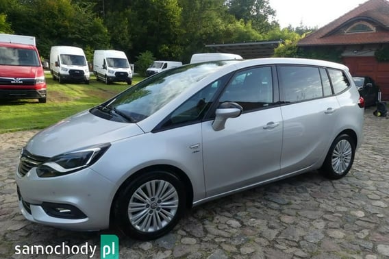 Opel Zafira Minivan 2017