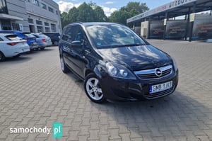 Opel Zafira Minivan 2013
