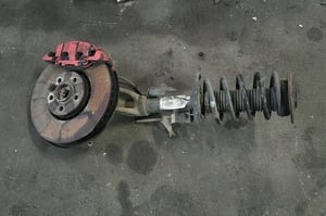 VOLVO XC60 I LIFT AMORTYZATOR ZWROTNICA PRZÓD LEWA 31340476 KOMPLET