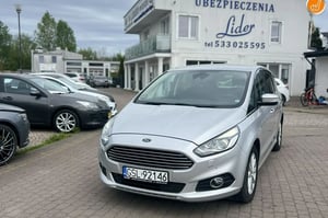 Ford S-Max Minivan 2017