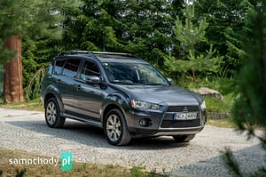 Mitsubishi Outlander SUV 2011