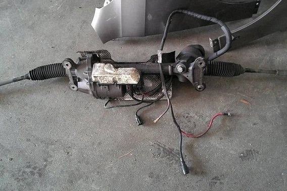 VW PASSAT B7 MAGLOWNICA 3C1423050C