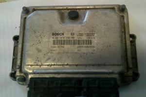 RENAULT CLIO 1,9D STEROWNIK SILNIKA 0281010788 8200195750