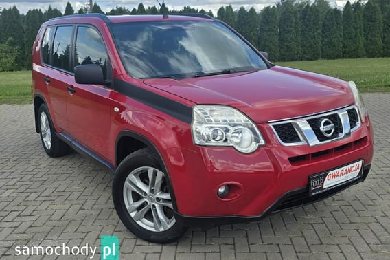 Nissan X-Trail SUV 2011
