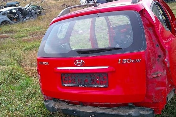 HYUNDAI I30 I KOMBI KLAPA BAGAZNIKA JA