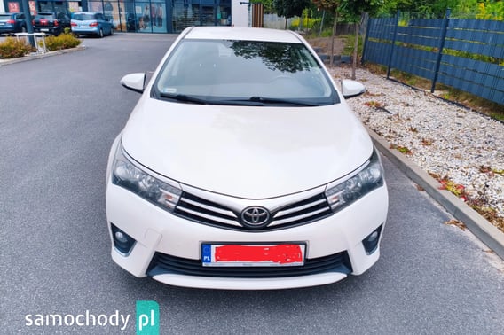 Toyota Corolla Sedan 2015