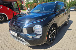 Mitsubishi Outlander SUV 2022