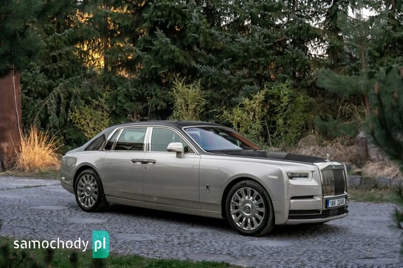 Rolls-Royce Phantom Sedan 2021