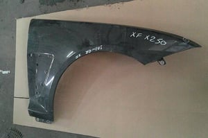 JAGUAR XF X250 BŁOTNIK PRZÓD PRAWY