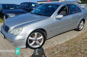 Mercedes-Benz C-Klasa Sedan 2004