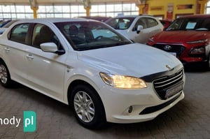 Peugeot 301 Sedan 2016