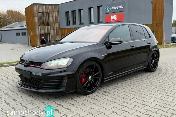 Volkswagen Golf Hatchback 2016