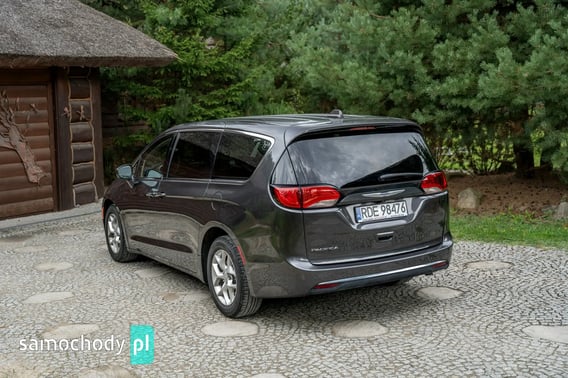 Chrysler Pacifica Minivan 2019