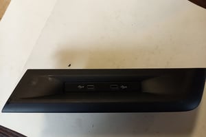 VW GOLF VIII GTI PORTY USB C 5NA035736