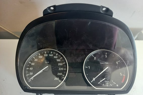 BMW E90 LICZNIK 9242336-01 EU