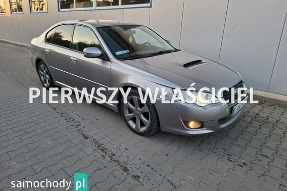 Subaru Legacy Sedan 2009