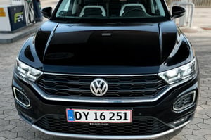 Volkswagen T-Roc SUV 2020