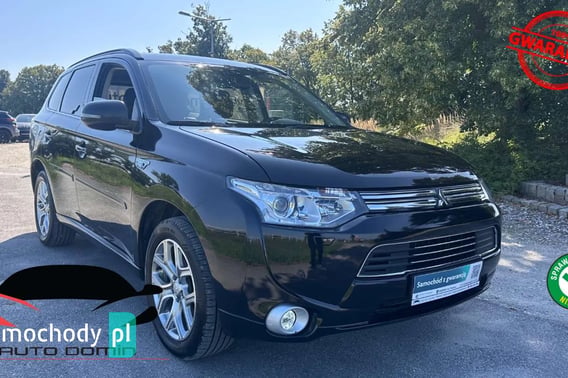Mitsubishi Outlander SUV 2014