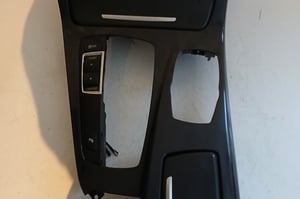 BMW F10 F11 RAMKA TUNELU ŚRODKOWEGO SCHOWKI