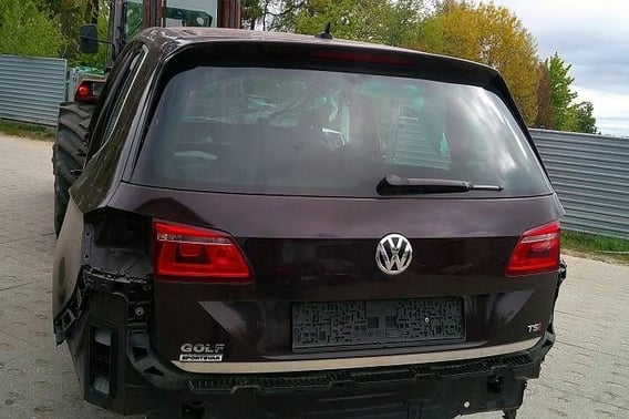VW GOLF VII SPORTSVAN KLAPA BAGAŻNIKA TYŁ KOMPLETNA LA3K