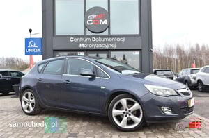 Opel Astra Hatchback 2010