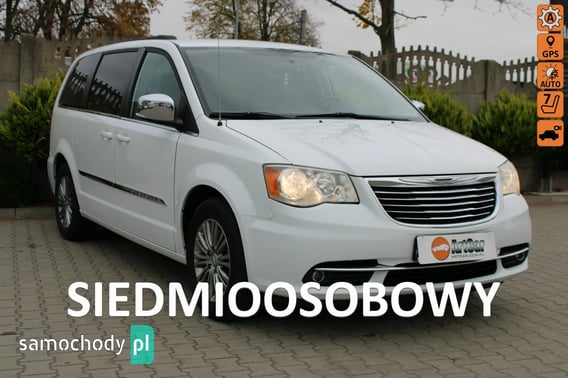 Chrysler Town & Country Van 2014