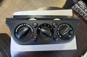 SUZUKI SWIFT III MK6 PANEL NAWIEWU I KLIMATYZACJI
