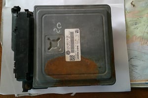 VW PASSAT B6 2,0TDI STEROWNIK SILNIKA 03G906018CE