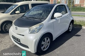 Toyota iQ Hatchback 2009