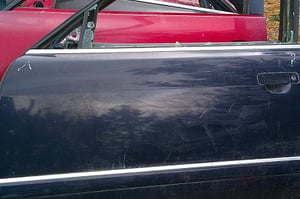 AUDI A8 D2 DRZWI PRZÓD LEWE