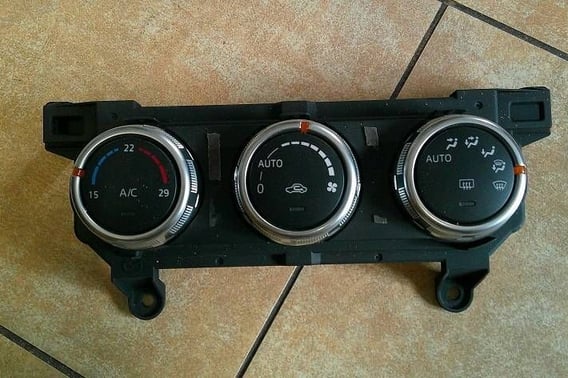 MAZDA CX3 PANEL KLIMATYZACJI DHOP61190B
