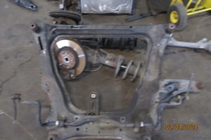 NISSAN JUKE I F15 WÓZEK SANKI PRZÓD 1,6DIG-T 4X4